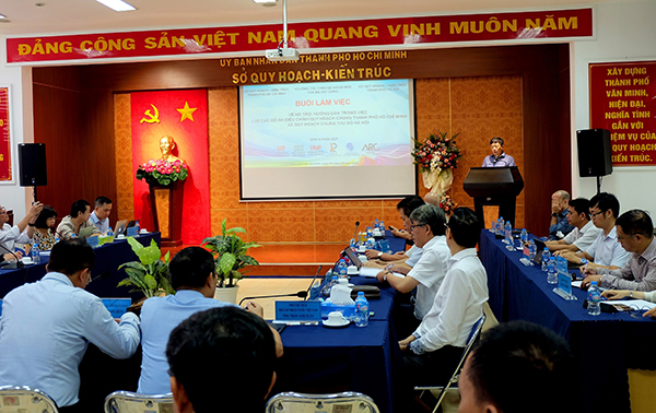 Sở Quy hoạch – Kiến trúc thành phố Hà Nội và Sở Quy hoạch – Kiến trúc thành phố Hồ Chí Minh làm việc với Đoàn công tác theo Quyết định 405/QĐ-BXD của Bộ Xây dựng về việc lập các đồ án Điều chỉnh tổng thể Quy hoạch chung xây dựng Thành phố Hồ Chí Minh và Thủ đô Hà Nội