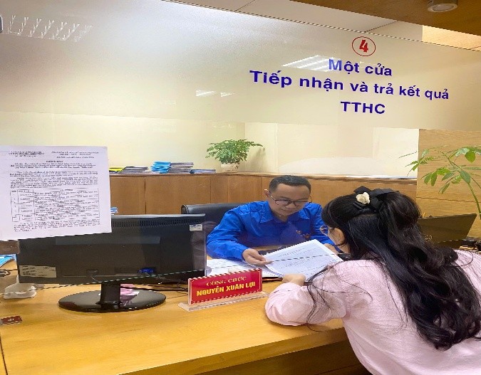 Bài dự thi Người tốt việc tốt - Một người công chức trách nhiệm, một đoàn viên nhiệt huyết và một người đàn ông của gia đình