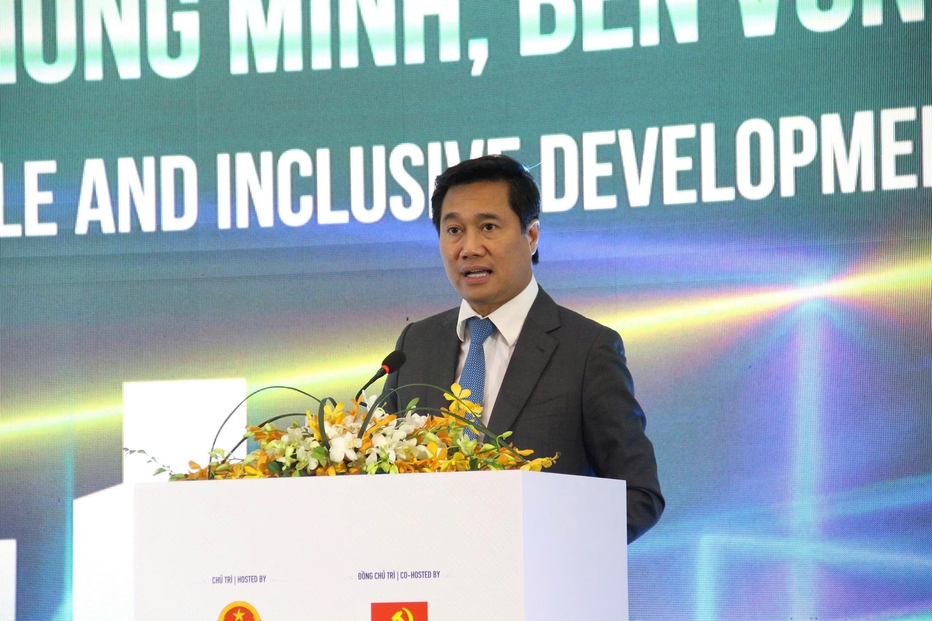 Đề xuất các nhóm giải pháp phát triển bền vững đô thị