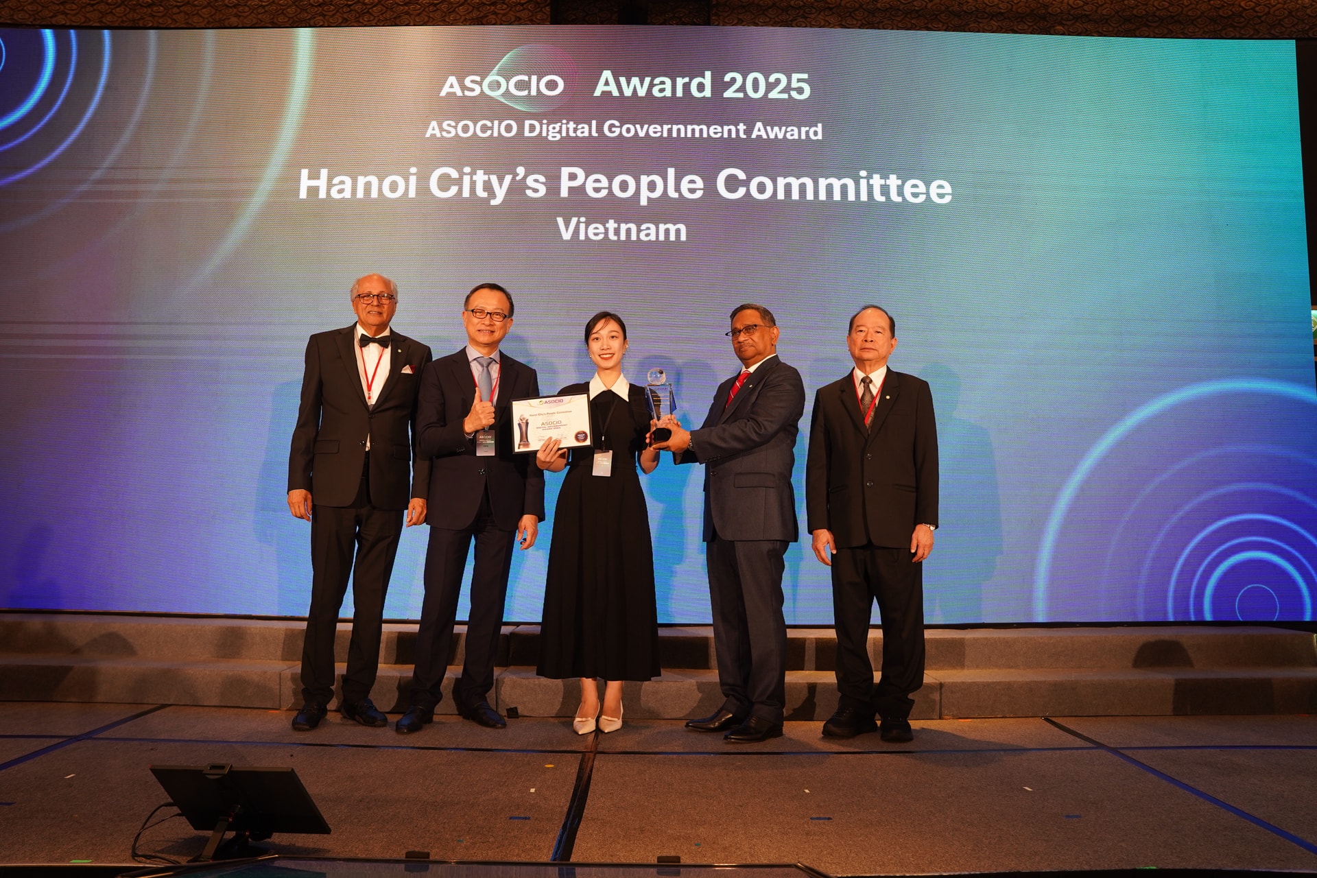 UBND thành phố Hà Nội đạt giải thưởng “Chính phủ số” tại ASOCIO 2025