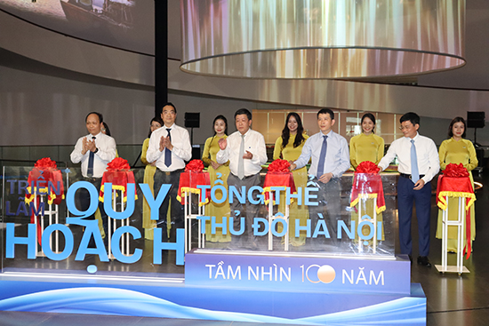 Diện mạo Hà Nội tương lai qua triển lãm Quy hoạch tổng thể Thủ đô Hà Nội tầm nhìn 100 năm