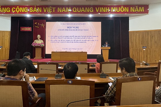 Công bố công khai các đồ án Quy hoạch: Điều chỉnh cục bộ QHCT khu nhà ở Thượng Thanh và đấu nối HTKT khu vực, tỷ lệ 1/500 tại ô đất ký hiệu CT1 và Điều chỉnh cục bộ QHCT Khu đô thị Việt Hưng, tỷ lệ 1/500 tại ô QH ký hiệu NT-08, Long Biên